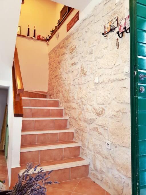 Vintage Stone House Eldo In Podaspilje, Omis Omiš Exterior foto